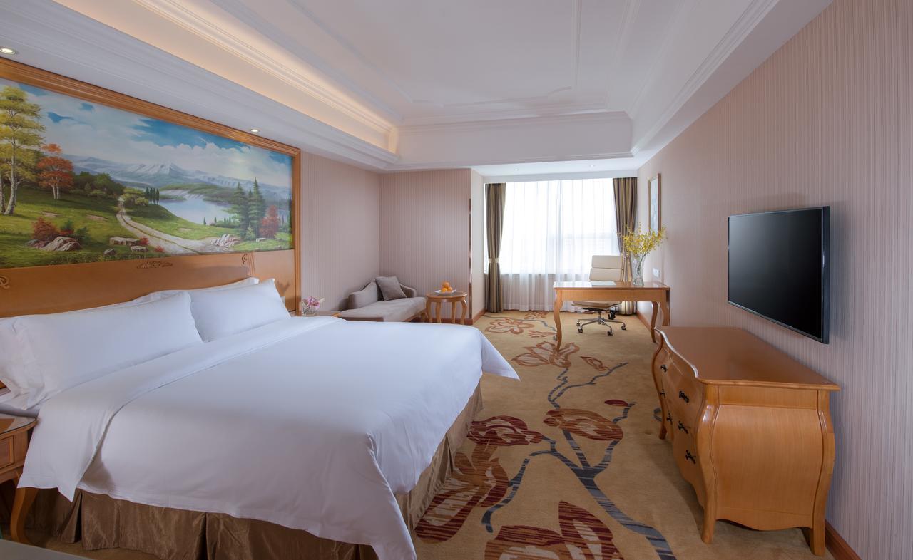 Vienna Hotel Shouti Peking Exterior foto